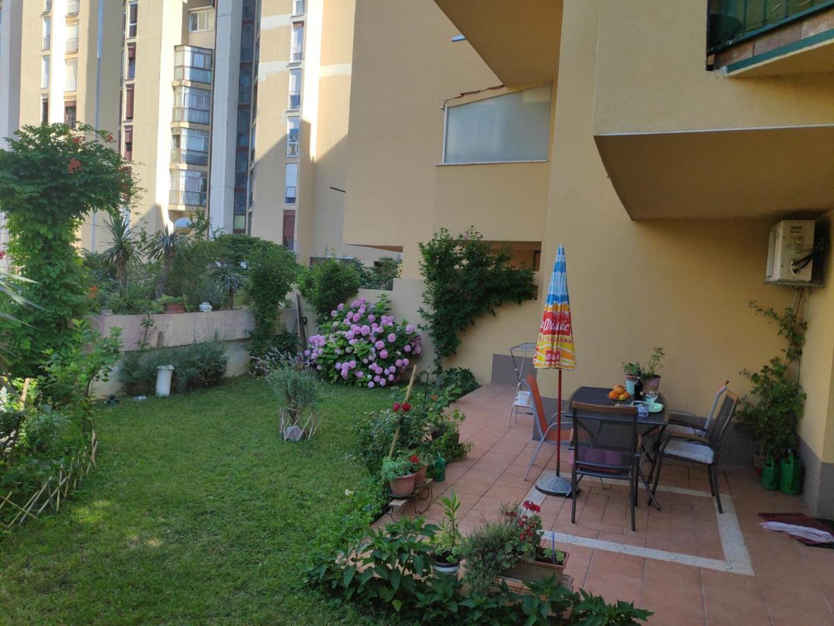 Spacious Apartment With Big Garden Near Beach Split Exterior photo